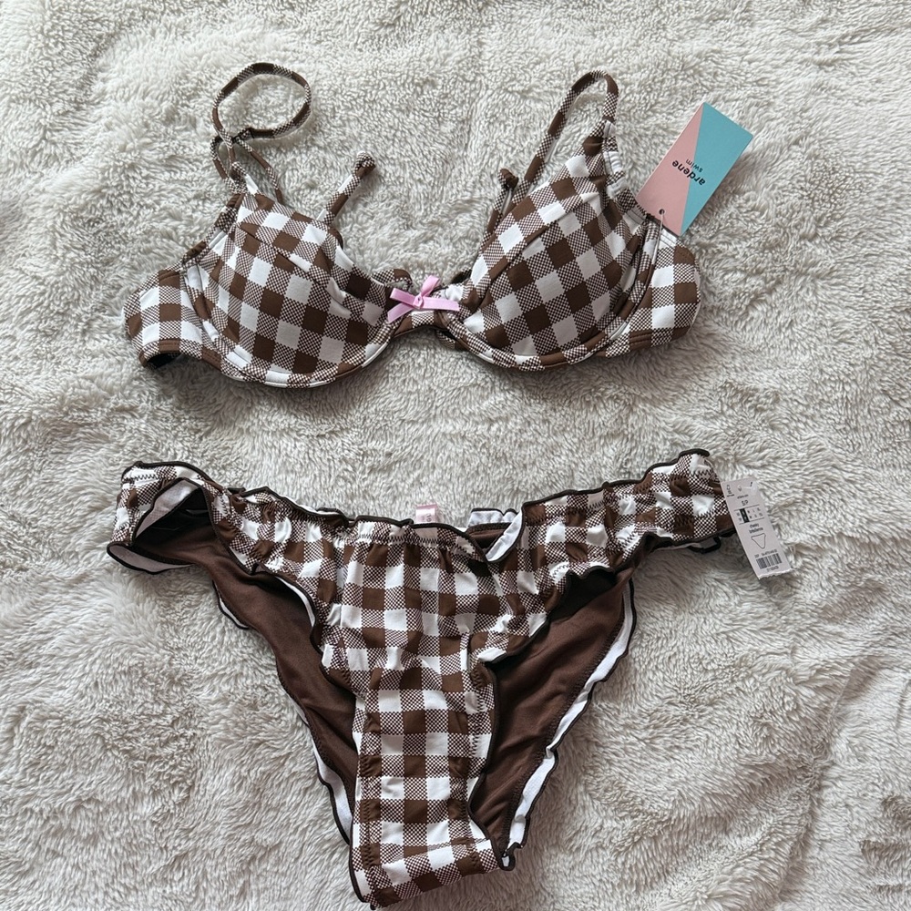 NWT Ardene Brown and White Checkered Bikini Top with Pink Bow